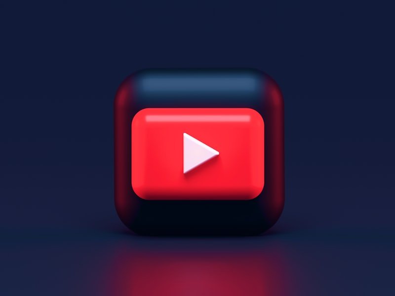 YouTube Analytics Dashboard - VidIQ vs TubeBuddy Comparison